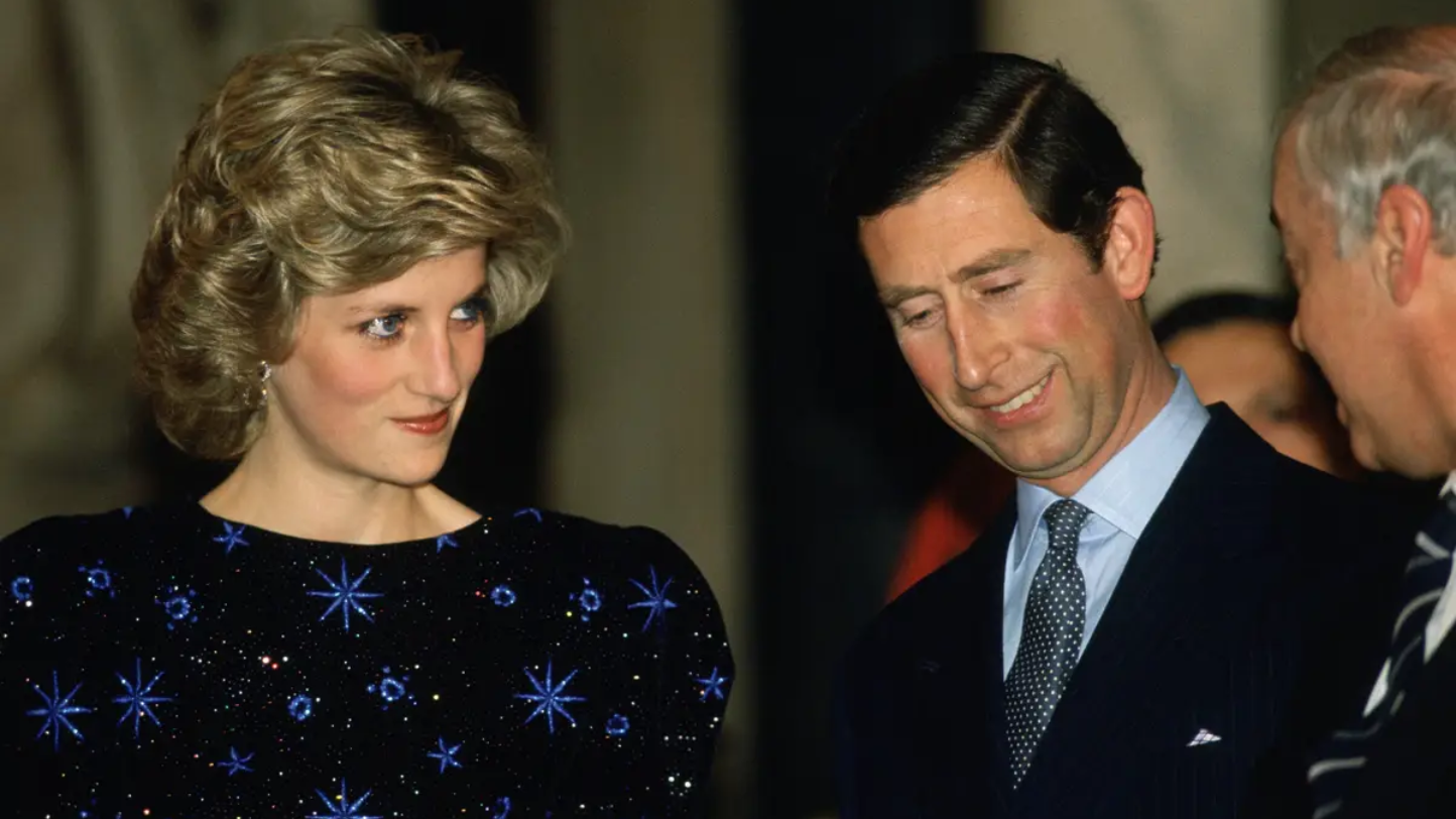 Vestido de Princesa Diana vendido por 1 milhão | P55 Magazine | p55-art-auctions
