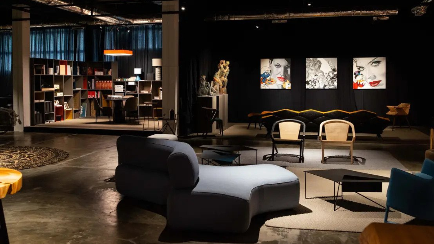 Exposição onde pode ver obras de arte ao vivo e comprá-las online | P55 Magazine | p55-art-auctions