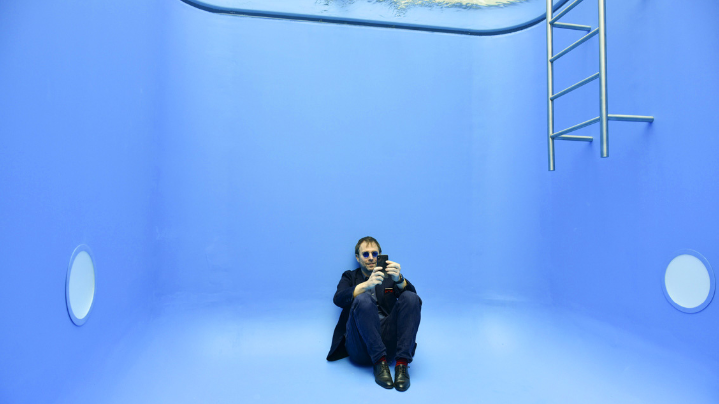 Quem é o artista argentino Leandro Erlich⁠? | P55 Magazine | p55-art-auctions