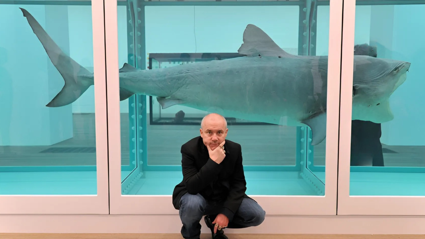 Quem é o artista Damien Hirst?