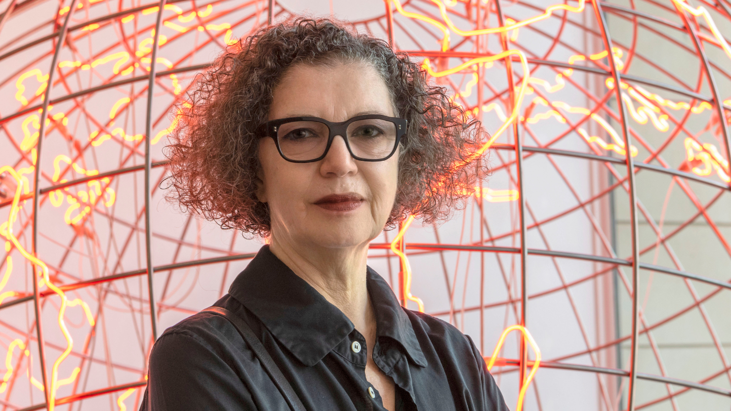 Quem é a artista contemporânea Mona Hatoum? | P55 Magazine | p55-art-auctions