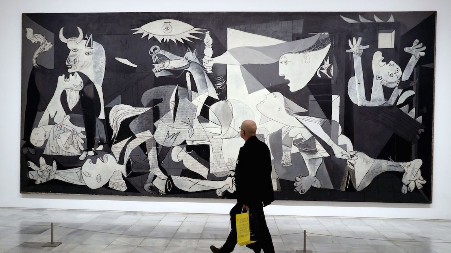 Reina Sofia reverteu proibição sobre fotografias à 'Guernica' | P55 Magazine | p55-art-auctions