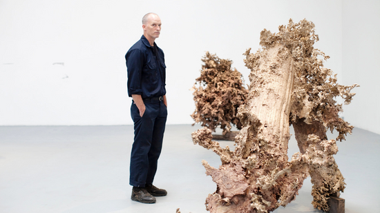 Explorando la visceralidad del arte de Matthew Barney
