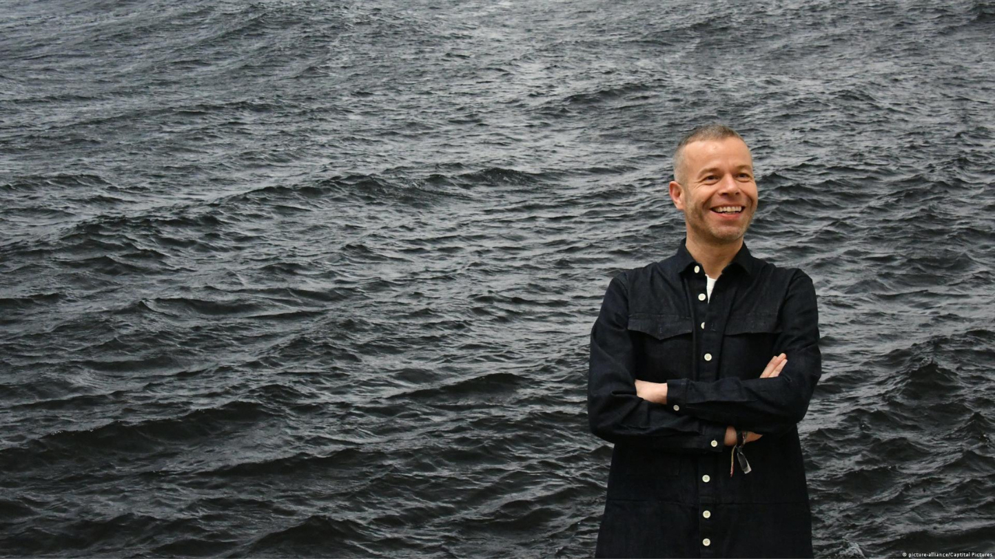 Quem é o artista americano Wolfgang Tillmans? | P55 Magazine | p55-art-auctions