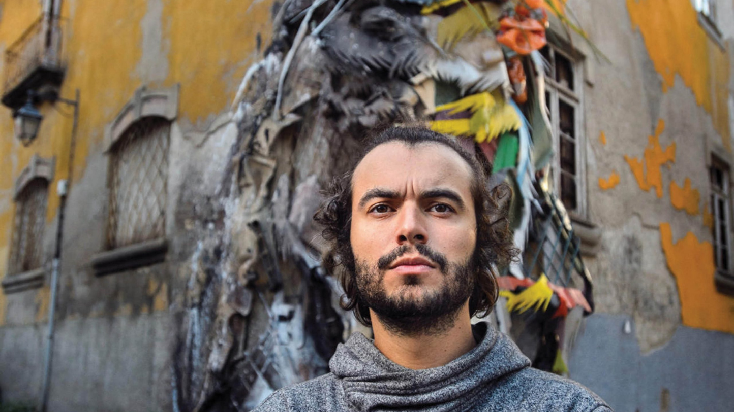 O artista português Bordalo II no Acordo de Paris