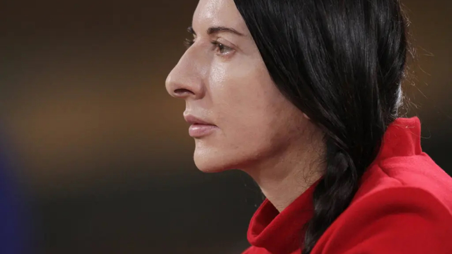 Marina Abramović cria leilão em benefício da Ucrânia