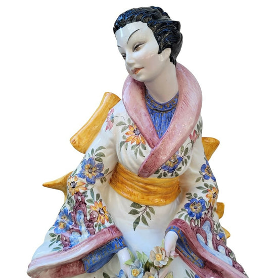 
                  
                    geisha_porcelain (4)
                  
                