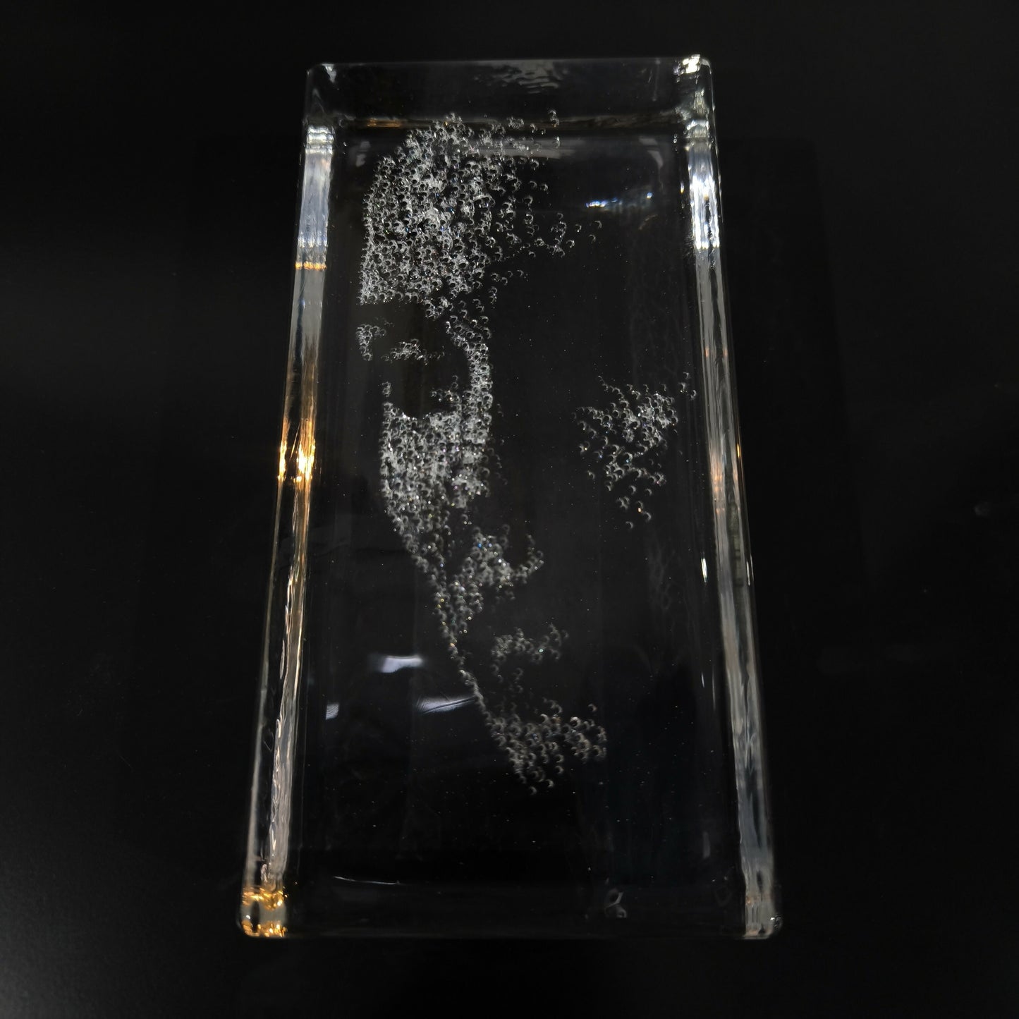 Simon Berger - Bloco de vidro cravado a mão - Escultura