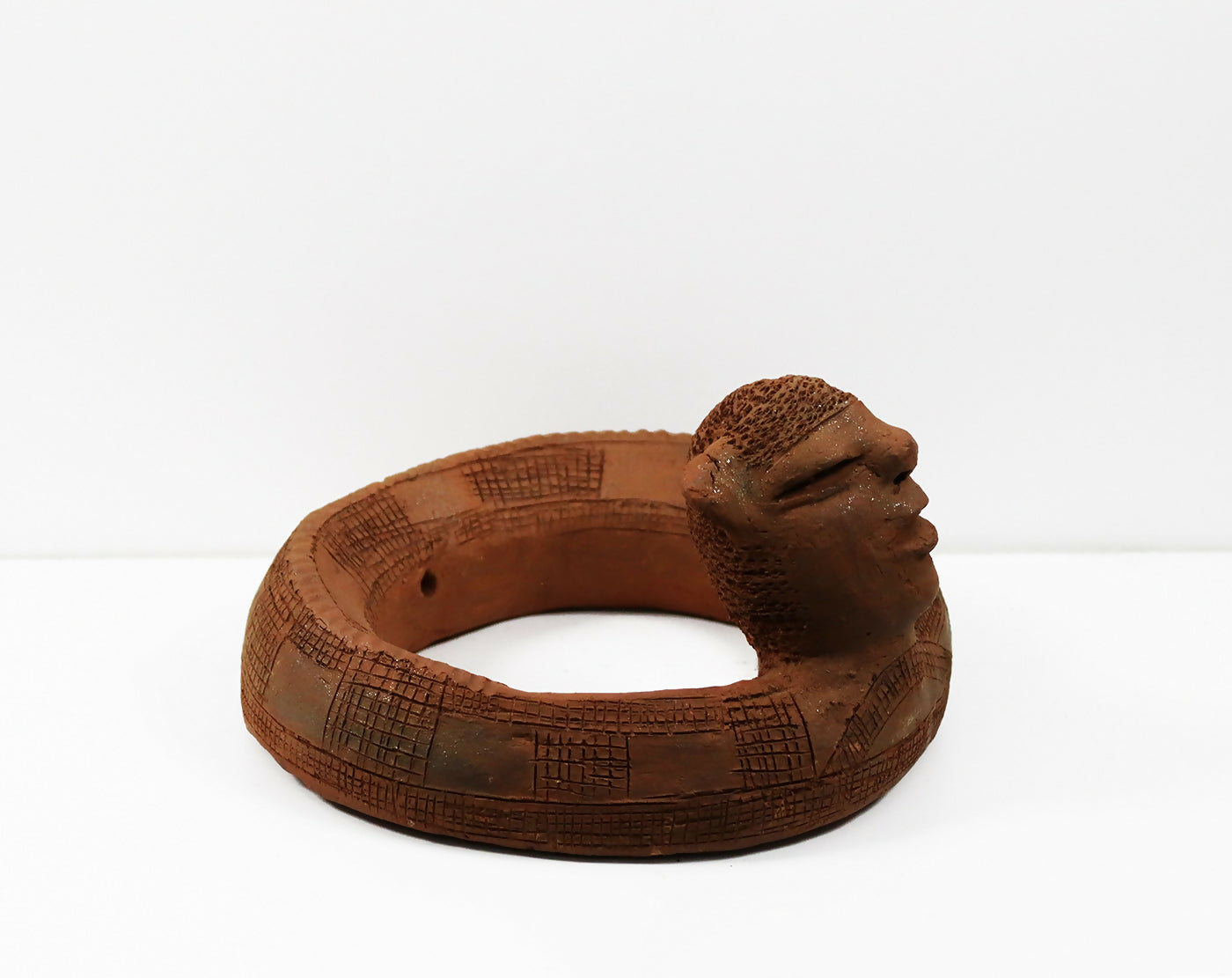 Reinata-Sadimba-escultura-em-barro