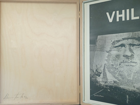 
                  
                    Vhils | P55.ART.
                  
                